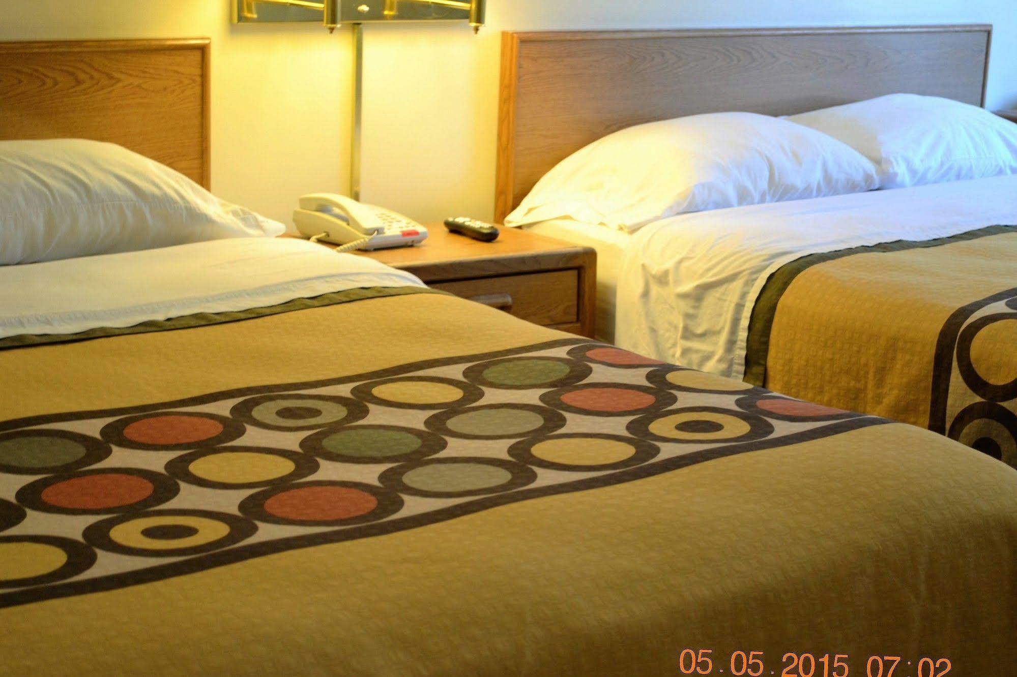 Inez Brookshire Inn מראה חיצוני תמונה